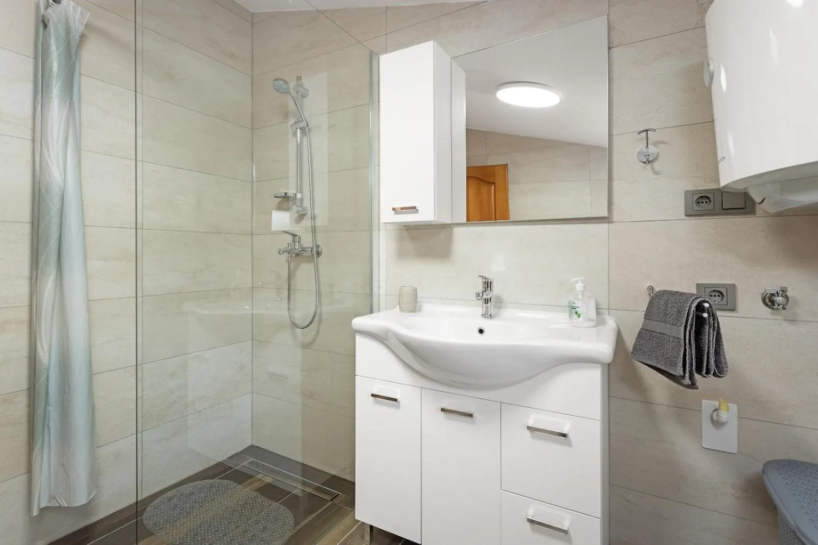 Regina 1 Apartment Banjole
